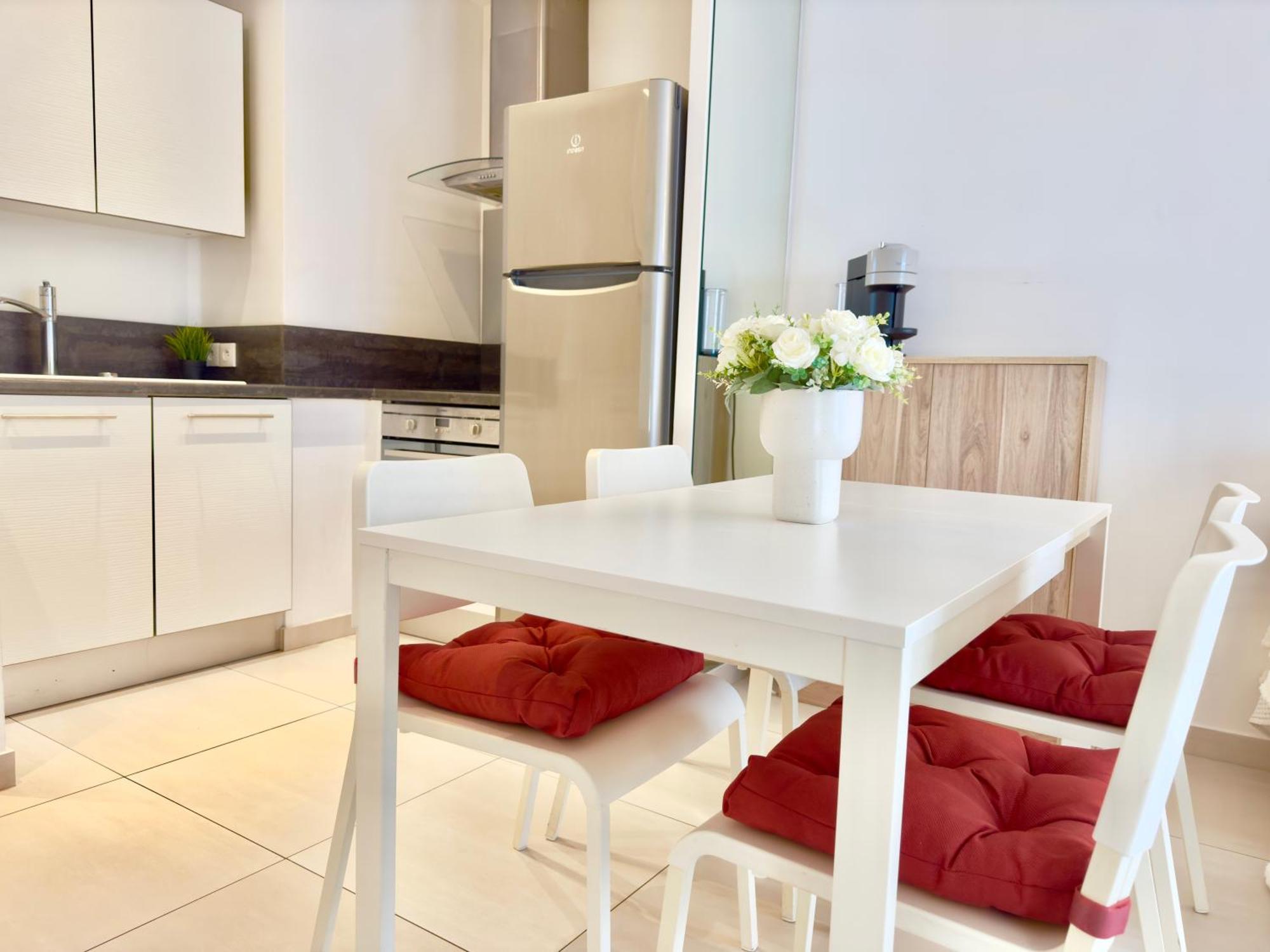 Superbe Appartement Avec Terrasse 1Mn Des Plages De La Croisette Cannes Exterior photo